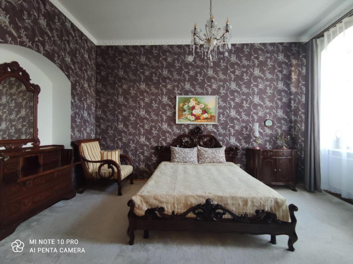 Апартаменти У Шевальє. Lvov Exteriér fotografie