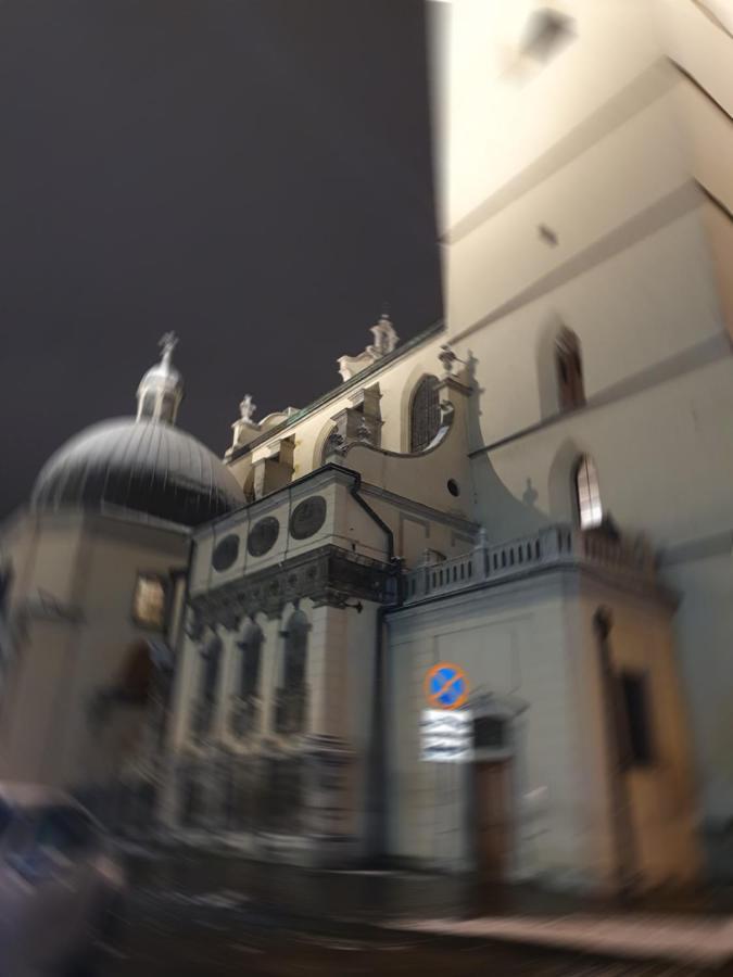Апартаменти У Шевальє. Lvov Exteriér fotografie