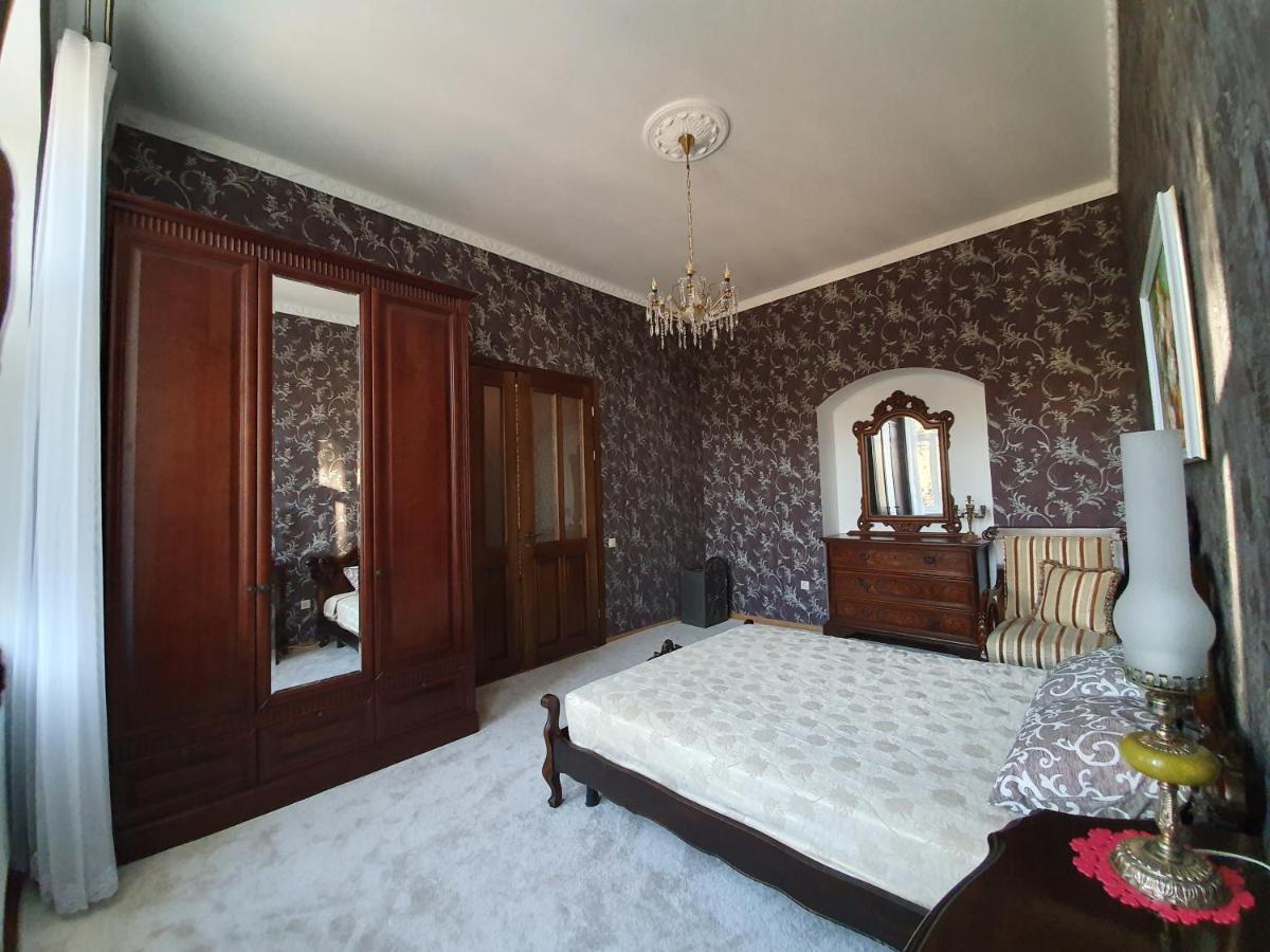 Апартаменти У Шевальє. Lvov Exteriér fotografie